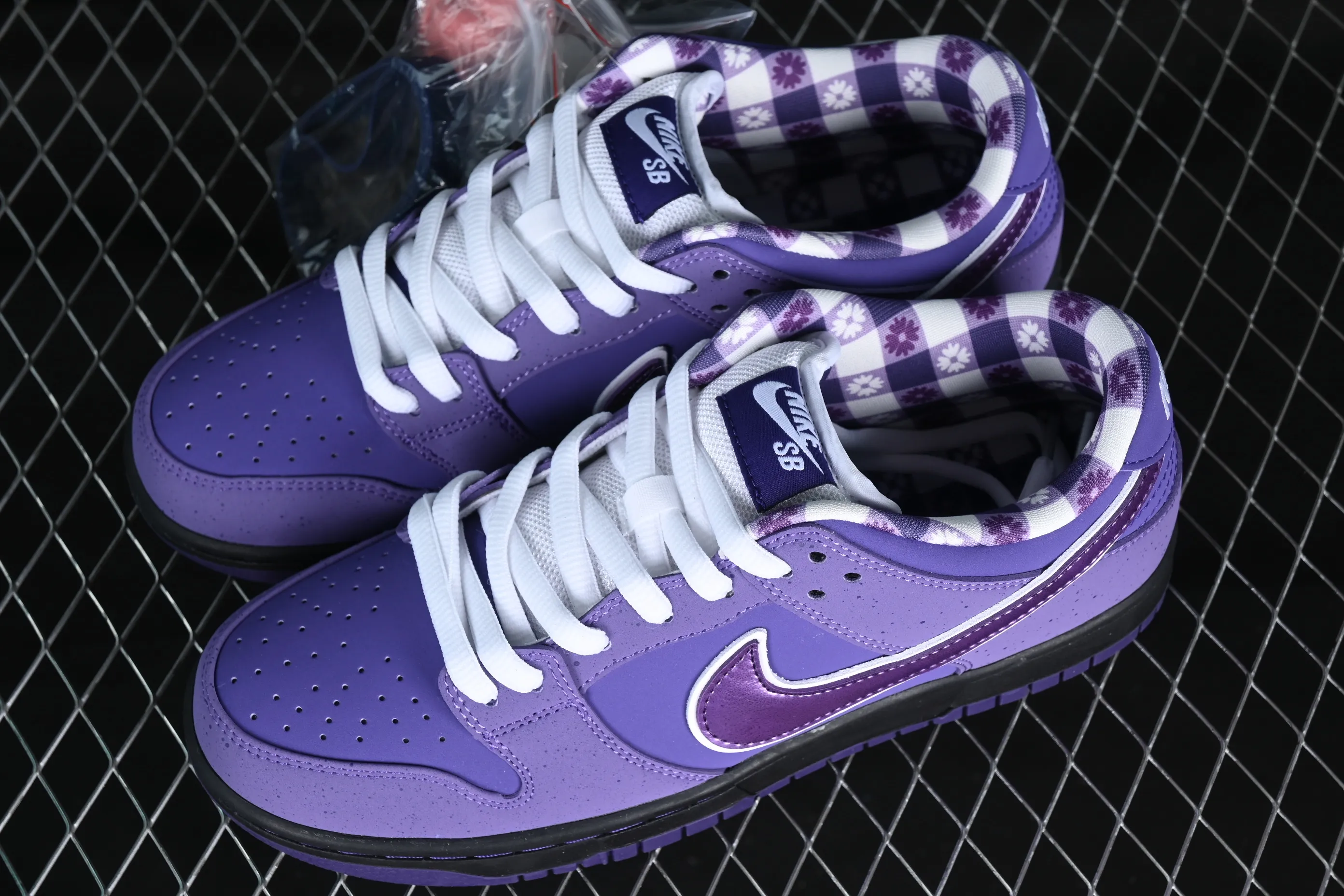 All categories Nk SB Dunk series Nk SB Dunk Low low-top sneakers K version Concepts x Nk Dunk Low Pro SB "Purple lobster" Purple lobster SB low-top sports and leisure sneakers BV1310-555